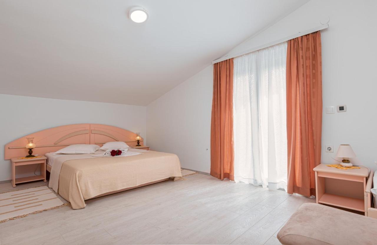 Apartment Gloria